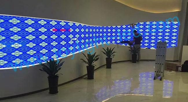 波浪形LED屏